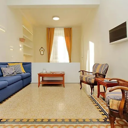 Elegant Apartment In The Heart Of Rome-Navona Area Exterior photo