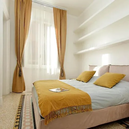 Elegant Apartment In The Heart Of Rome-Navona Area Exterior photo