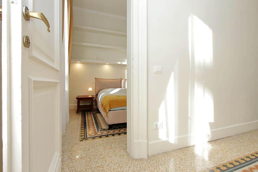Apartment Elegant In The Heart Of Rome-navona Area